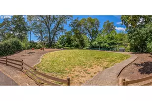 345 Littlebrook Ln, Roseburg, OR 97471 - Photo 41