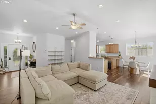 644 9th Ave, Coos Bay, OR 97420 - Photo 5