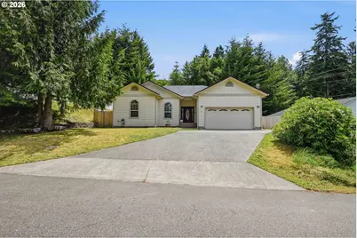 644 9th Ave, Coos Bay, OR 97420 - Photo 1