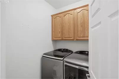 644 9th Ave, Coos Bay, OR 97420 - Photo 17