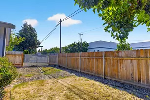 3095 SW 202nd Ave, Beaverton, OR 97003 - Photo 47