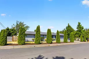 3095 SW 202nd Ave, Beaverton, OR 97003 - Photo 3