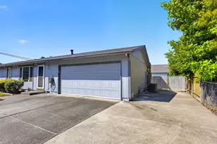 3095 SW 202nd Ave, Beaverton, OR 97003 - Photo 43
