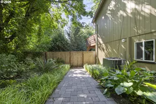 16591 SE Catlyn Woods Dr, Milwaukie, OR 97267 - Photo 35