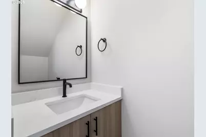 7585 SW Capitol Hwy, Portland, OR 97219 - Photo 7