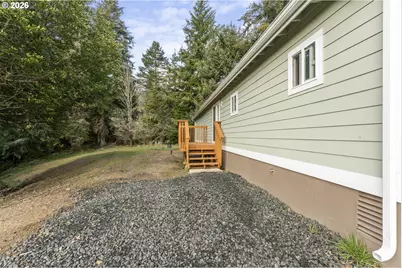 61912 Olive Barber Rd, Coos Bay, OR 97420 - Photo 21