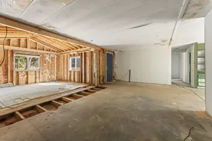 61912 Olive Barber Rd, Coos Bay, OR 97420 - Photo 5