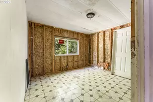 61912 Olive Barber Rd, Coos Bay, OR 97420 - Photo 15