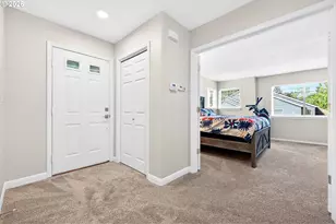 13190 SW Hidden Creek Pl, Portland, OR 97223 - Photo 11