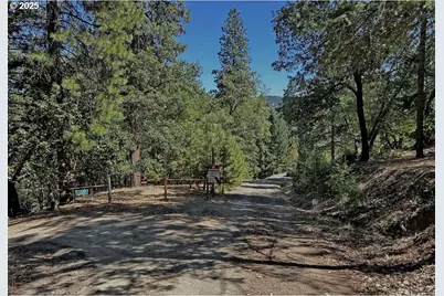 4712 Old Highway 99S, Ashland, OR 97520 - Photo 3