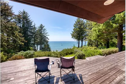 31904 Chantrelle Ln, Gold Beach, OR 97444 - Photo 41