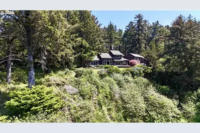 31904 Chantrelle Ln, Gold Beach, OR 97444 - Photo 31