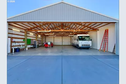 3684 Airway Dr SE, Salem, OR 97302 - Photo 1