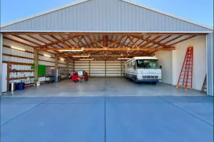 3684 Airway Dr SE, Salem, OR 97302 - Photo 1