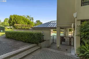 5150 S Landing Dr, Portland, OR 97239 - Photo 21