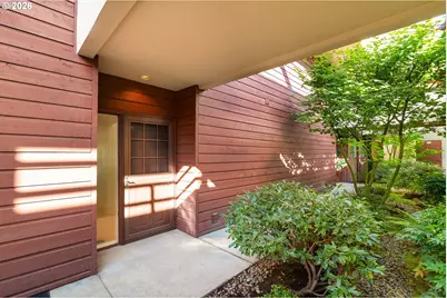 5150 S Landing Dr #109B2, Portland, OR 97239 - Photo 3