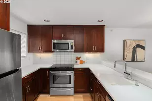 5150 S Landing Dr, Portland, OR 97239 - Photo 11