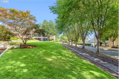 5150 S Landing Dr #109B2, Portland, OR 97239 - Photo 19