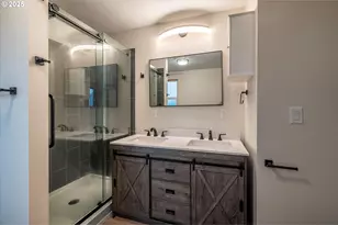 509 N Collier St, Coquille, OR 97423 - Photo 43