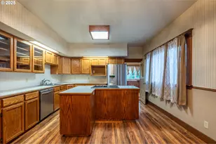 509 N Collier St, Coquille, OR 97423 - Photo 27