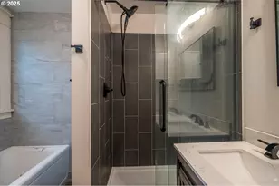 509 N Collier St, Coquille, OR 97423 - Photo 47