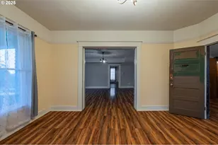 509 N Collier St, Coquille, OR 97423 - Photo 13