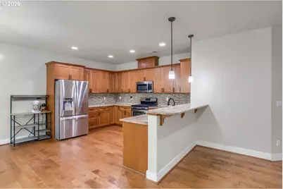 28525 Greenway Dr, Wilsonville, OR 97070 - Photo 11