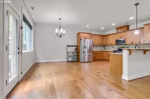 28525 Greenway Dr, Wilsonville, OR 97070 - Photo 7
