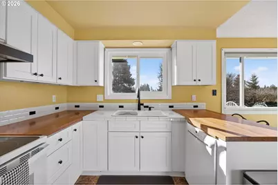 13601 S Union Hall Rd, Canby, OR 97013 - Photo 9