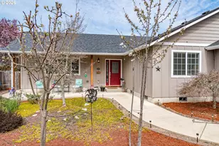 483 S State St, Sutherlin, OR 97479 - Photo 3