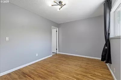 721 NW 76th St, Vancouver, WA 98665 - Photo 9