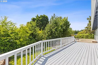 721 NW 76th St, Vancouver, WA 98665 - Photo 31