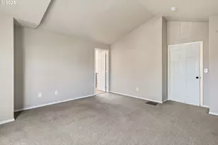 17670 SW September Ln, Beaverton, OR 97003 - Photo 21