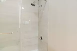 17670 SW September Ln, Beaverton, OR 97003 - Photo 23