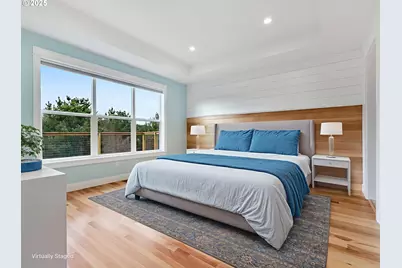 32996 Pacific Bellevue Ln, Warrenton, OR 97146 - Photo 17