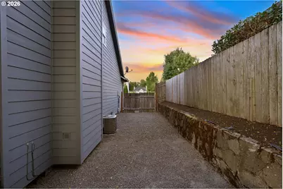 22335 SW Martinazzi Ave, Tualatin, OR 97062 - Photo 29