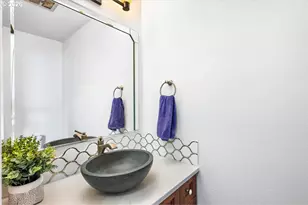 520 N Hayden Bay Dr, Portland, OR 97217 - Photo 21