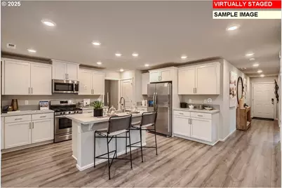 1074 Clemson St, Woodburn, OR 97071 - Photo 13