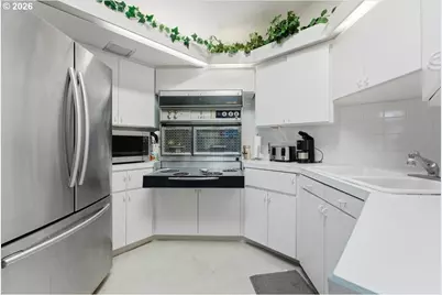 12000 SW 116th Ave, Tigard, OR 97223 - Photo 13