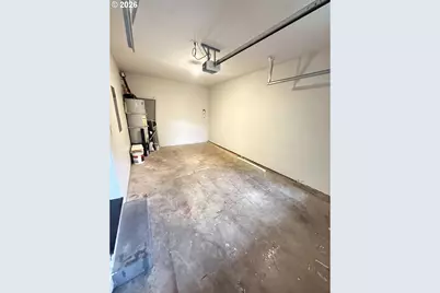 15423 NE Alton St, Portland, OR 97230 - Photo 5