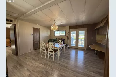 1709 NE 78th St, Vancouver, WA 98665 - Photo 9