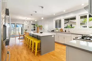 2370 SW Timberline Dr, Portland, OR 97225 - Photo 7