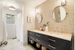 2370 SW Timberline Dr, Portland, OR 97225 - Photo 31