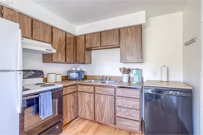 5980 Palisades Dr, Lincoln City, OR 97367 - Photo 15