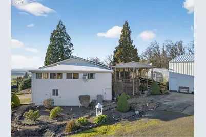 10685 Oak Dr SE, Salem, OR 97306 - Photo 5