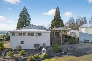 10685 Oak Dr SE, Salem, OR 97306 - Photo 5