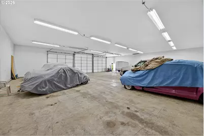 10685 Oak Dr SE, Salem, OR 97306 - Photo 43