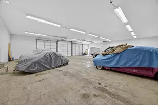 10685 Oak Dr SE, Salem, OR 97306 - Photo 43