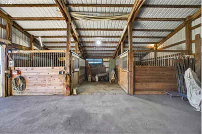 10685 Oak Dr SE, Salem, OR 97306 - Photo 41