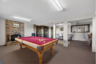 10685 Oak Dr SE, Salem, OR 97306 - Photo 23